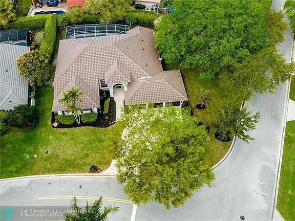 5th image of 12601 NW 18th Pl