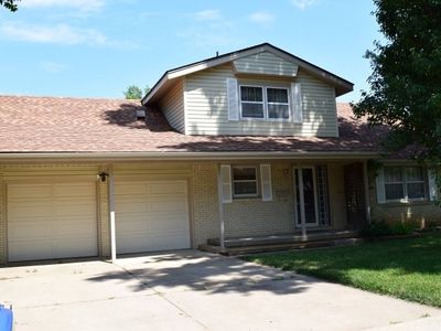 706 N Farmington Dr, Derby, KS, 67037