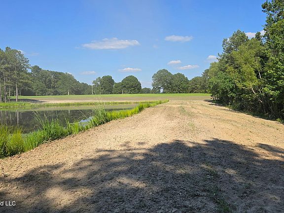 2nd image of 186 New Arbor Rd W Lot 49