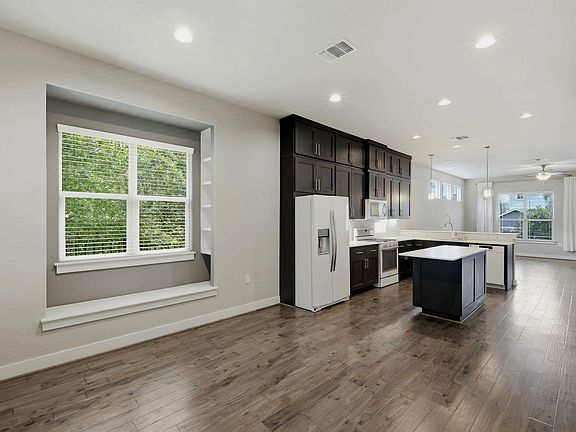 5th image of 12221 Cottage Promenade Ct