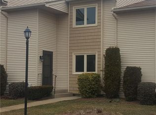 500 E Greenwich Ave APT 114, West Warwick, RI 02893