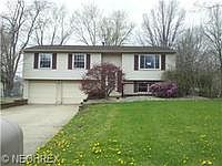 1st image of 8007 Castle Rock Dr NE