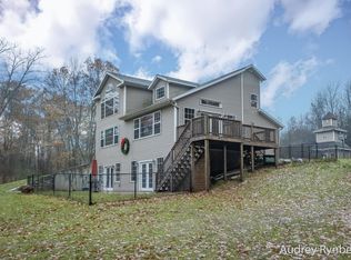 335 E 56th St #A, Newaygo, MI 49337