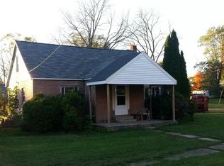 421 N Court St, Stanton, MI 48888