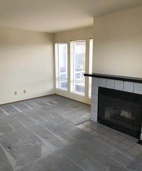 2770 Alki — Photo 21