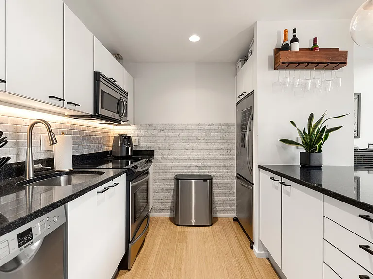 1 Earhart St #520 — Photo 10