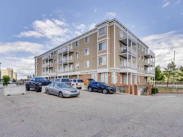 10217 NW Queen St #407, Wood Buffalo, AB T9H 5S5