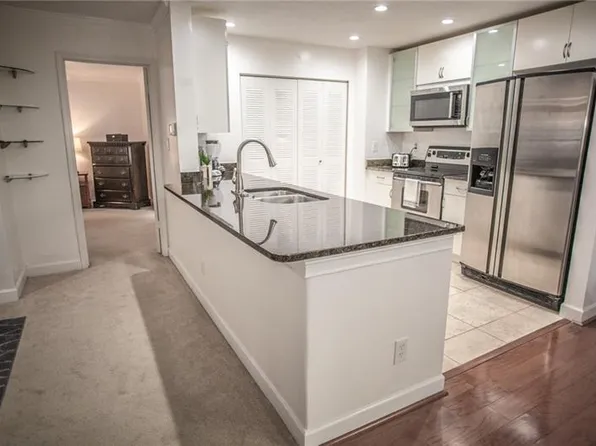 607 Mill Pond Dr SE, Smyrna, GA 30082
