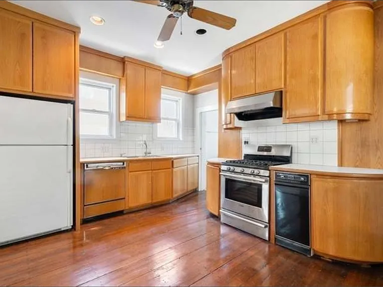 11 Dorset St #1 — Photo 8
