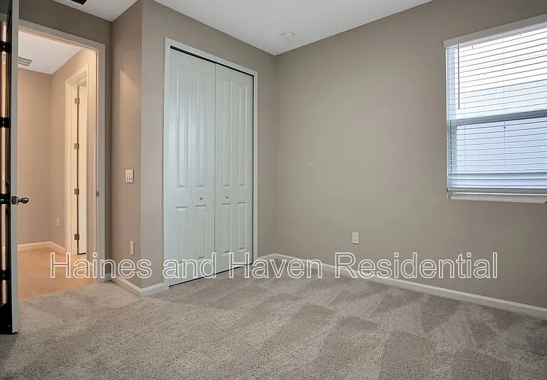 3324 Chicory Ct — Photo 29