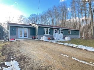 1015 N Shaw Rd, Gladwin, MI 48624