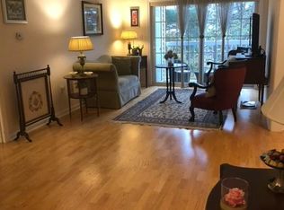 107 Clocktower Dr UNIT 3, Waltham, MA 02452