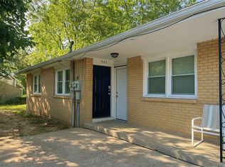 1528 S Cedar Ave, Independence, MO 64052