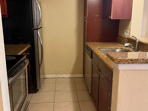 4th image of 5120 Conroy Rd