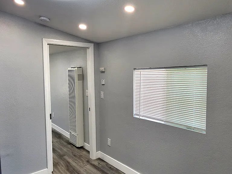 148 E Tamarack Ave #13 — Photo 14