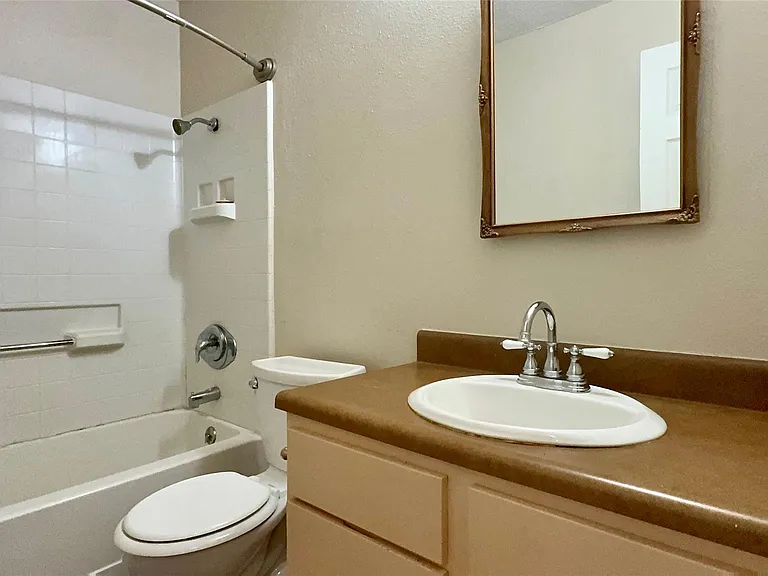 1213 Kenyon Dr — Photo 11