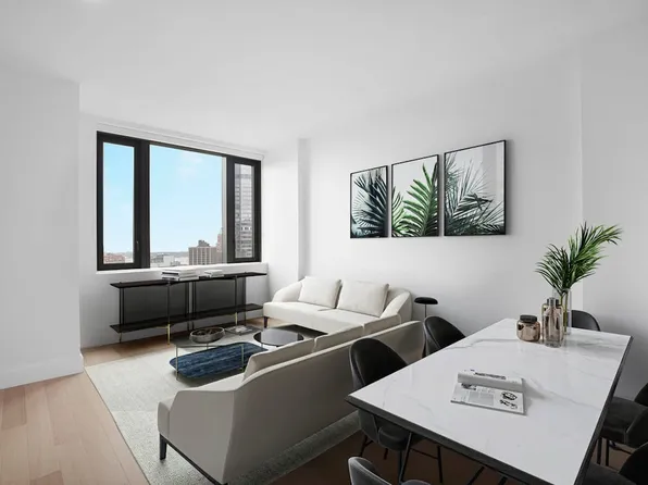10 City Point image 1 of 24