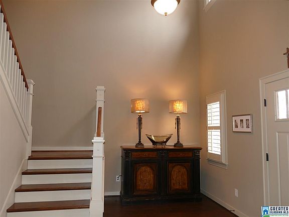 3rd image of 3856 Oxford Manor Ct