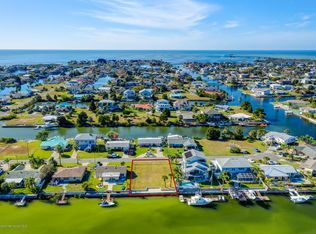 4298 Columbus Dr, Hernando Beach, FL 34607