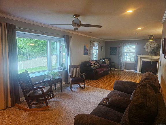 3rd image of 3825 Lapham Dr