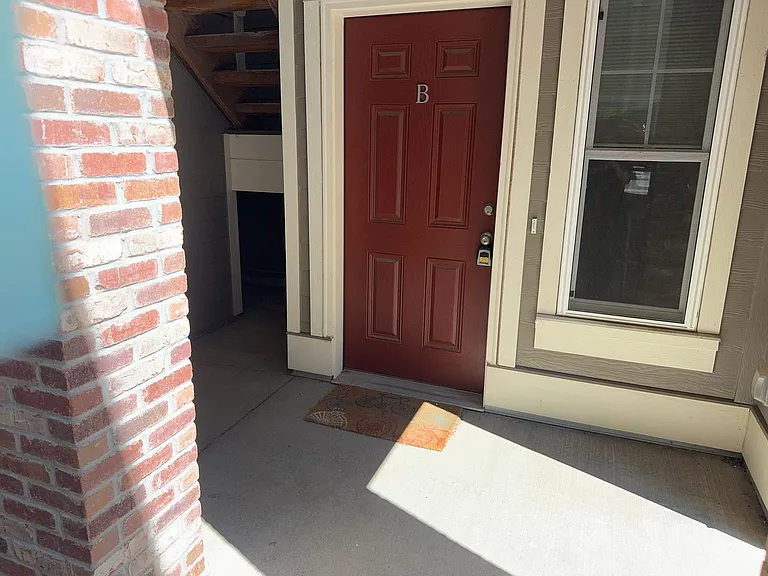 947 Laramie Blvd #B — Photo 10