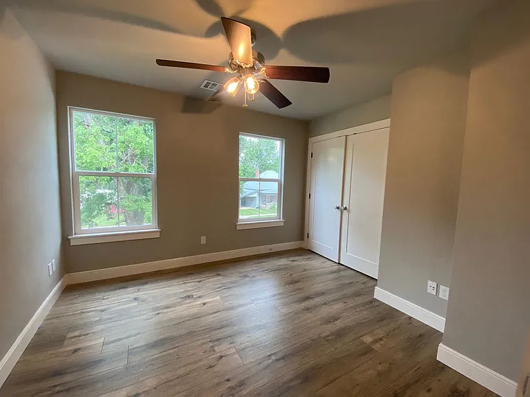 307 S Atoka Ave — Photo 16