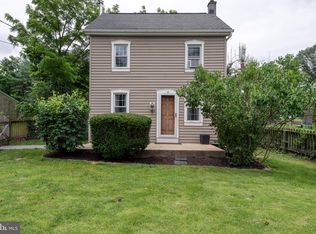1211 Creek Rd, Lititz, PA 17543