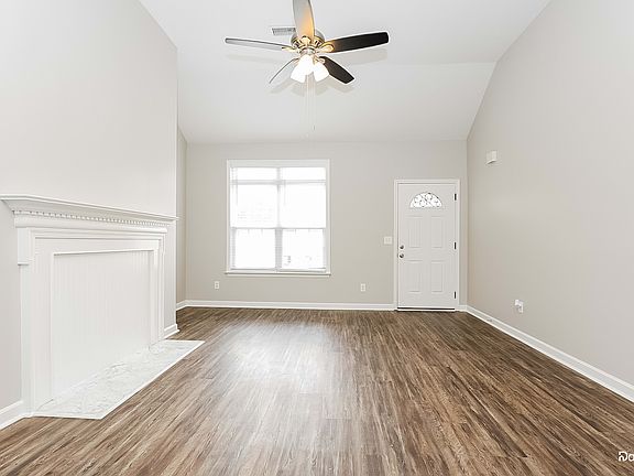 5th image of 4413 Winton Dr