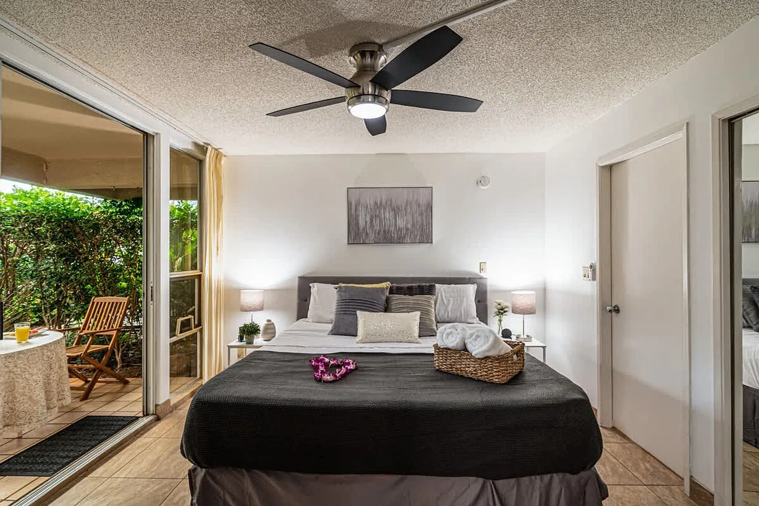 1 bed, 1.0 bath, 968 sqft, $16,794 — Photo 3