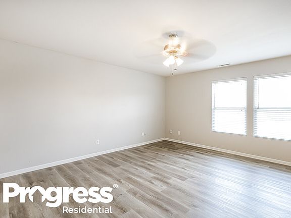 4th image of 4135 Apple Creek Dr