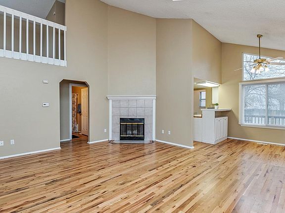 5th image of 11272 Elm Dr