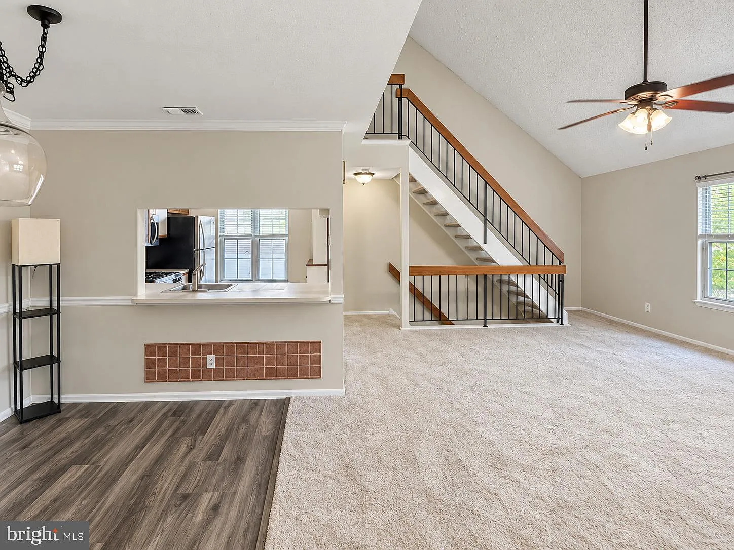 2 bed, 2.0 bath, 1336 sqft, $2,150 — Photo 2