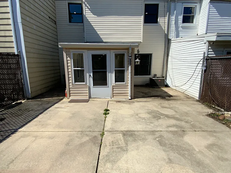 8422 Madison Pl — Photo 105