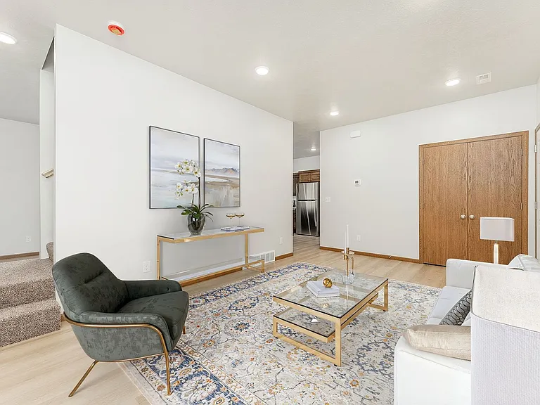 Sundance Ridge / High Noon Place — Photo 28