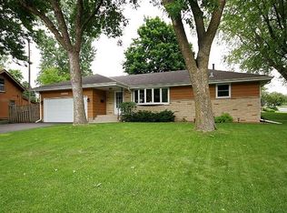 3200 Zane Ave N, Crystal, MN 55422