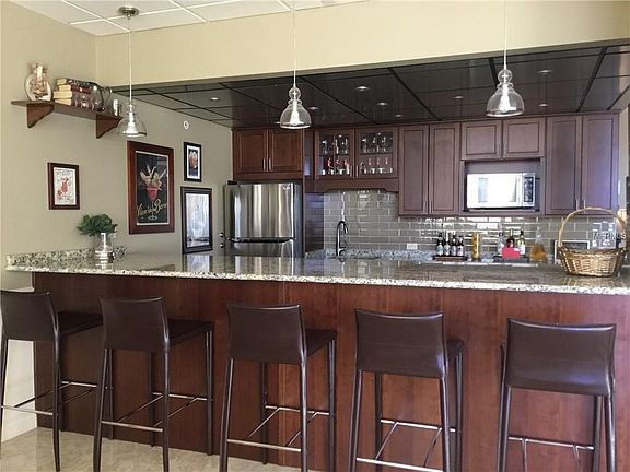 5th image of 1621 Gulf Blvd APT 108