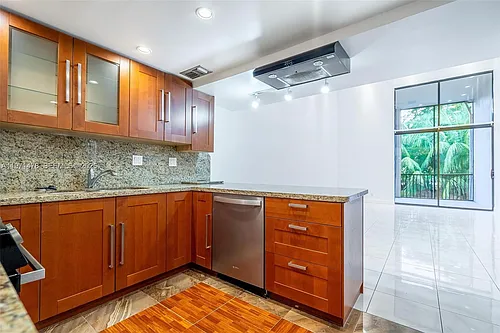 20347 W Country Club Dr #Townhouse 15 Photo 1