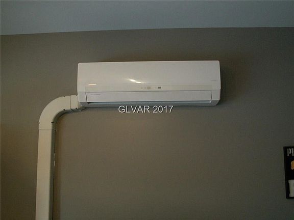 Independent AC / Heating unit for the garage.