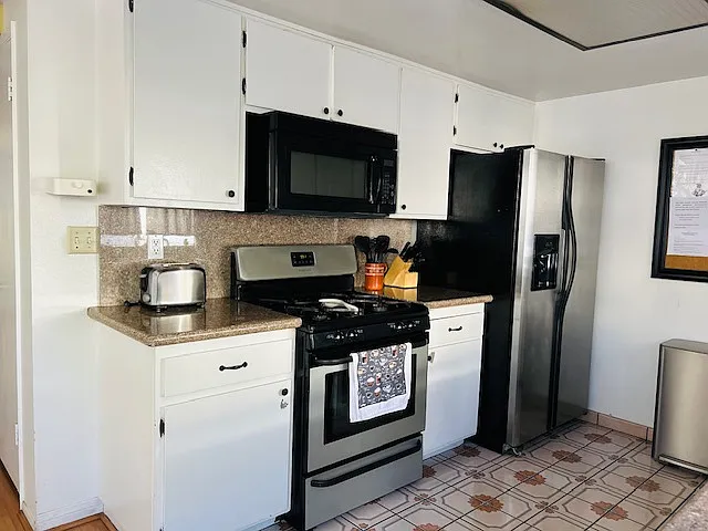 313 S Almansor St #6 — Photo 3