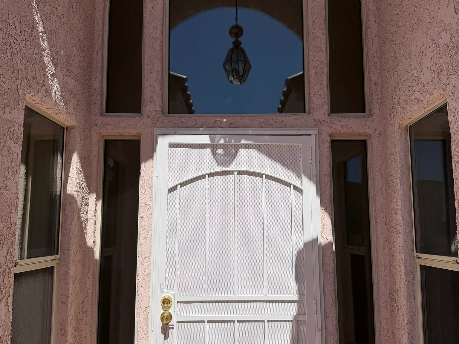 3 bed, 2031 sqft, $2,000 — Photo 3