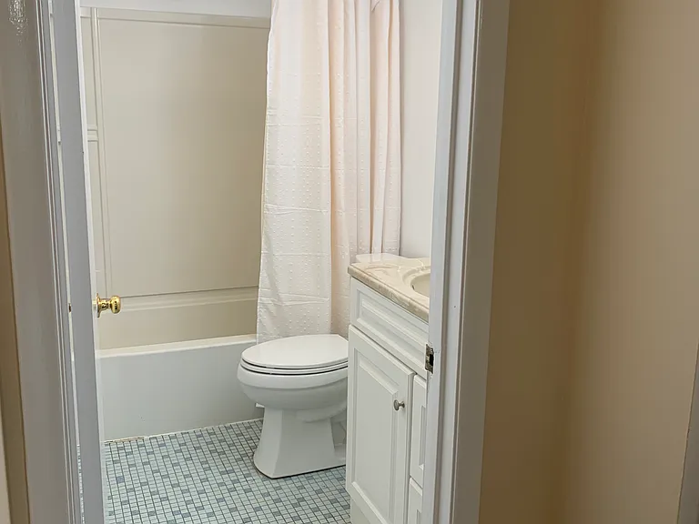 39 Berlin St #301 — Photo 12