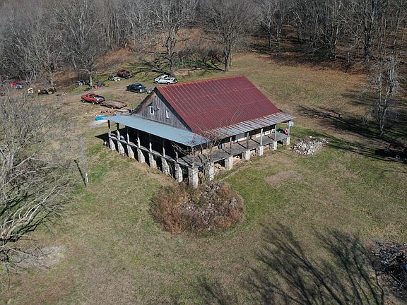 4th image of 3624 Watson Rd