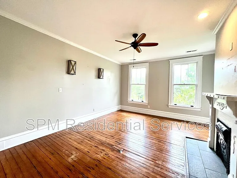 102 N 17th St — Photo 9