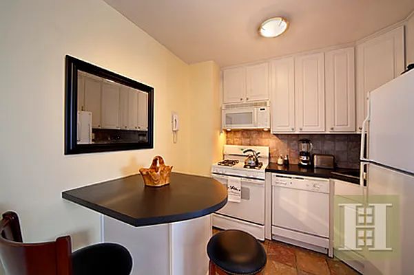 Sold by Halstead Real Estate | media 14