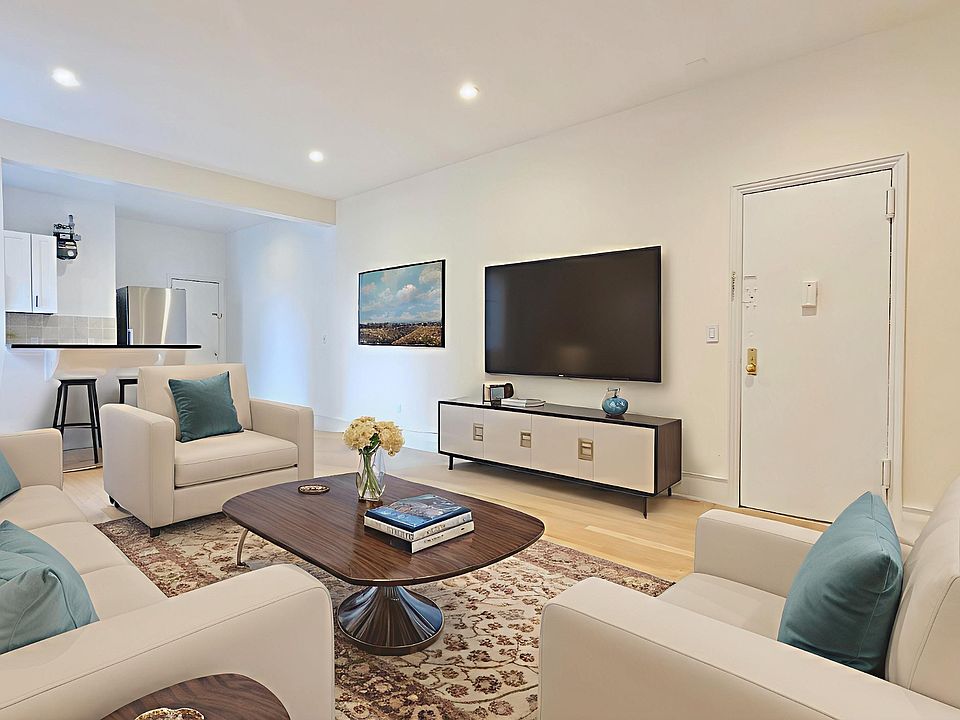1st image of 300 Fort Washington Ave APT 6C