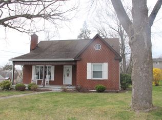 207 N Knight Ave, Endwell, NY 13760