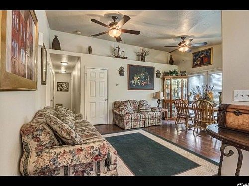 5th image of 3131 E Canyon Crest Dr
