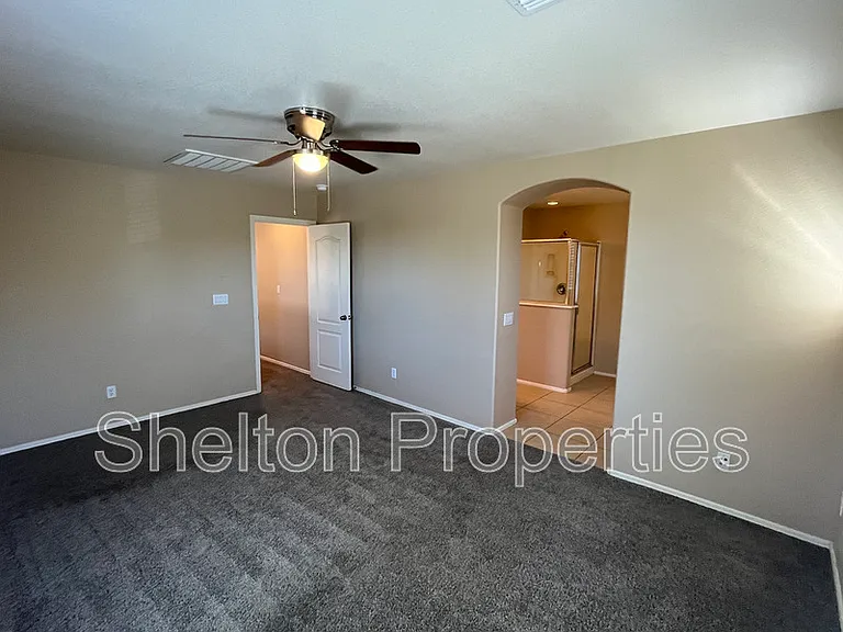 2958 N Clanton St — Photo 11
