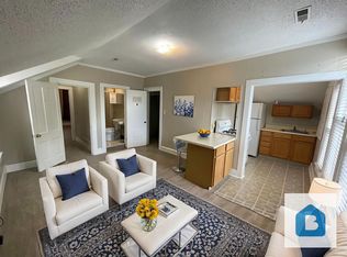 818 N Corona St APT 2, Colorado Springs, CO 80903