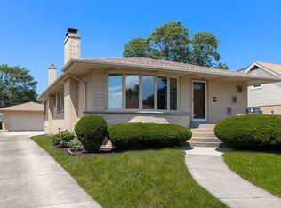 4528 W 99th Pl, Oak Lawn, IL 60453